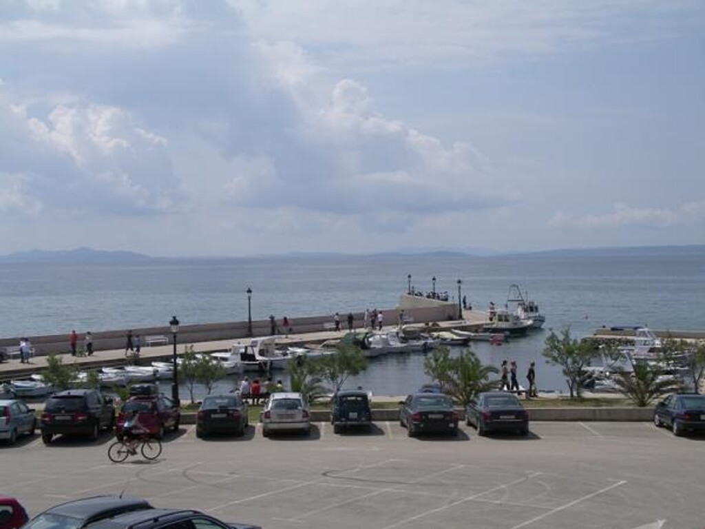 Image 3811001 - 6
