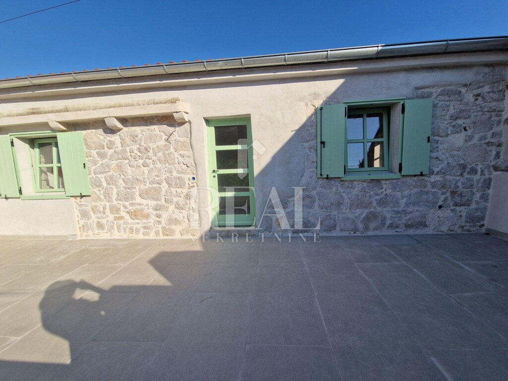 Image 9