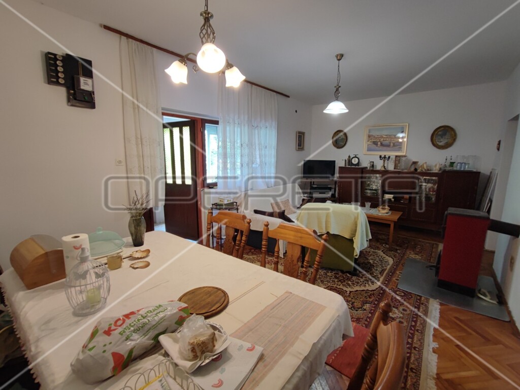 Image 6159141 - 8
