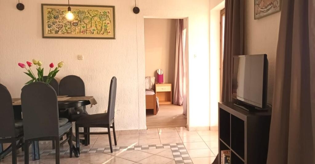 Image 3813229 - 25