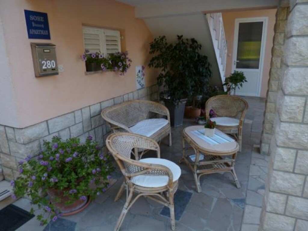 Image 3811840 - 3