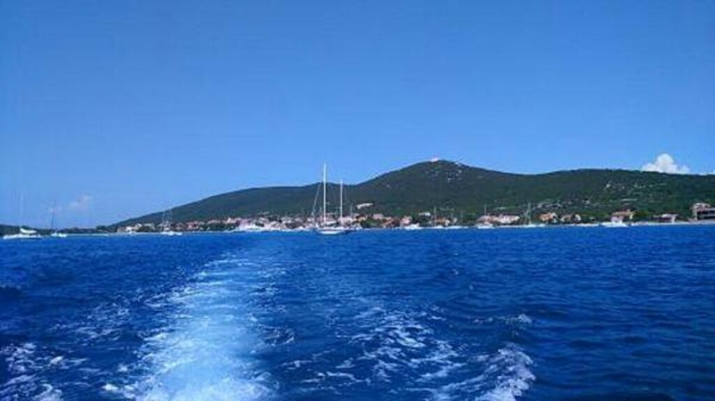 Image 3812117 - 24