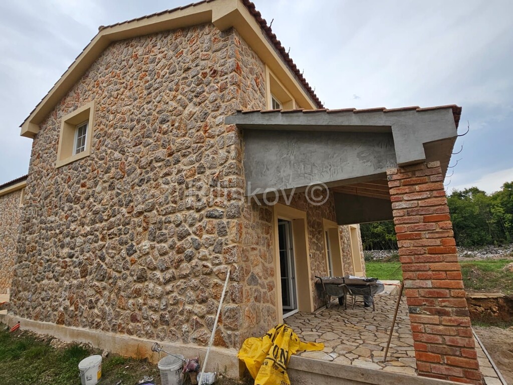 Image 6172380 - 4