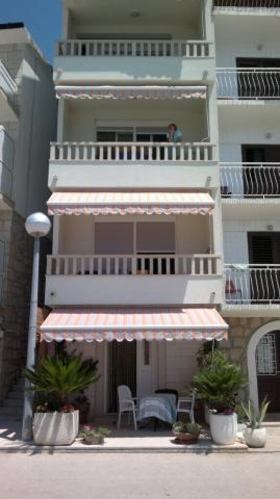 Image 3812363 - 3