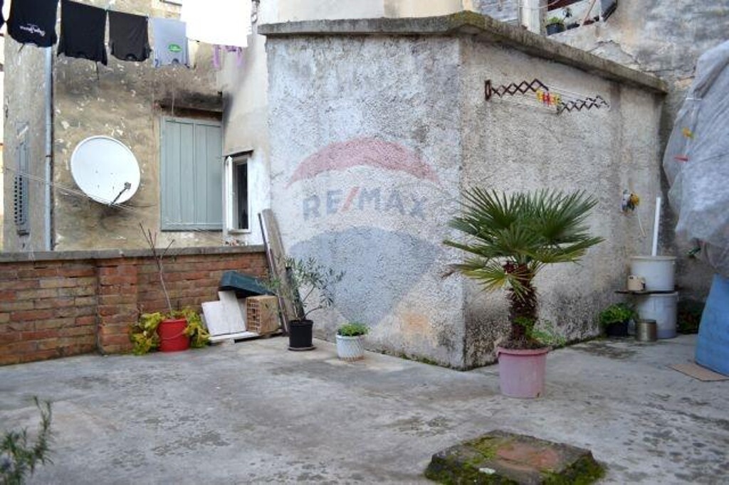 Image 5410769 - 20