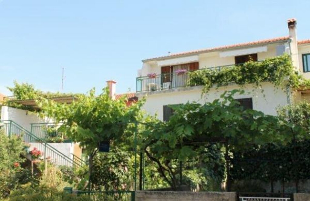 Image 3812354 - 1