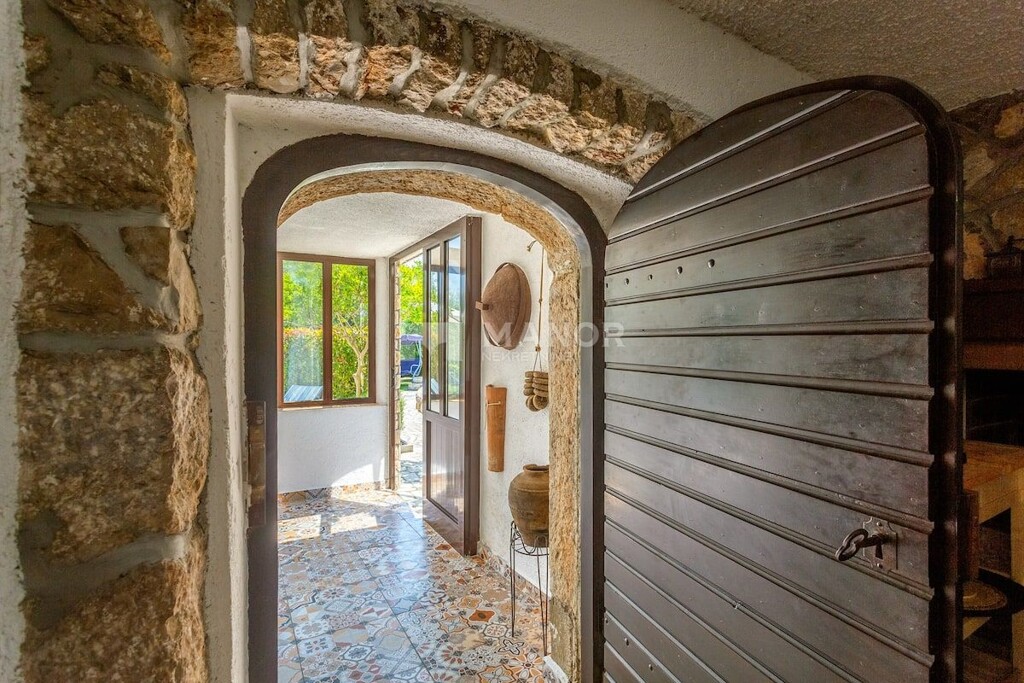 Image 15