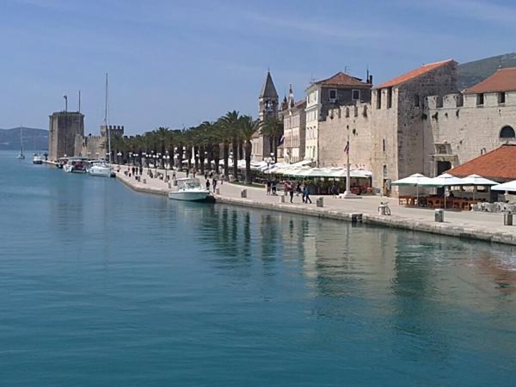 Image 3810988 - 13