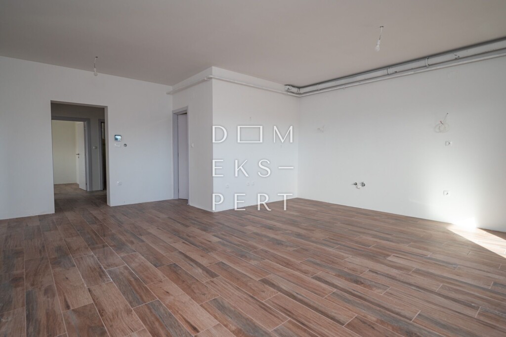 Image 5937388 - 6