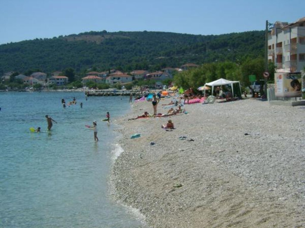 Image 3811447 - 22
