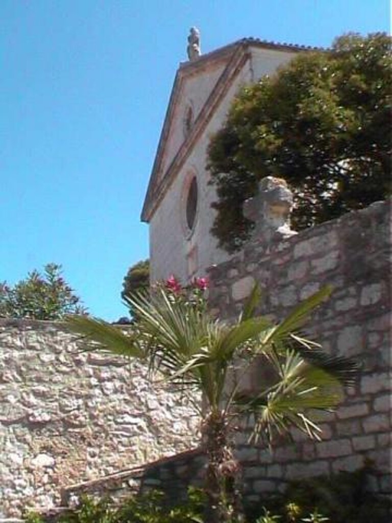 Image 3838556 - 7