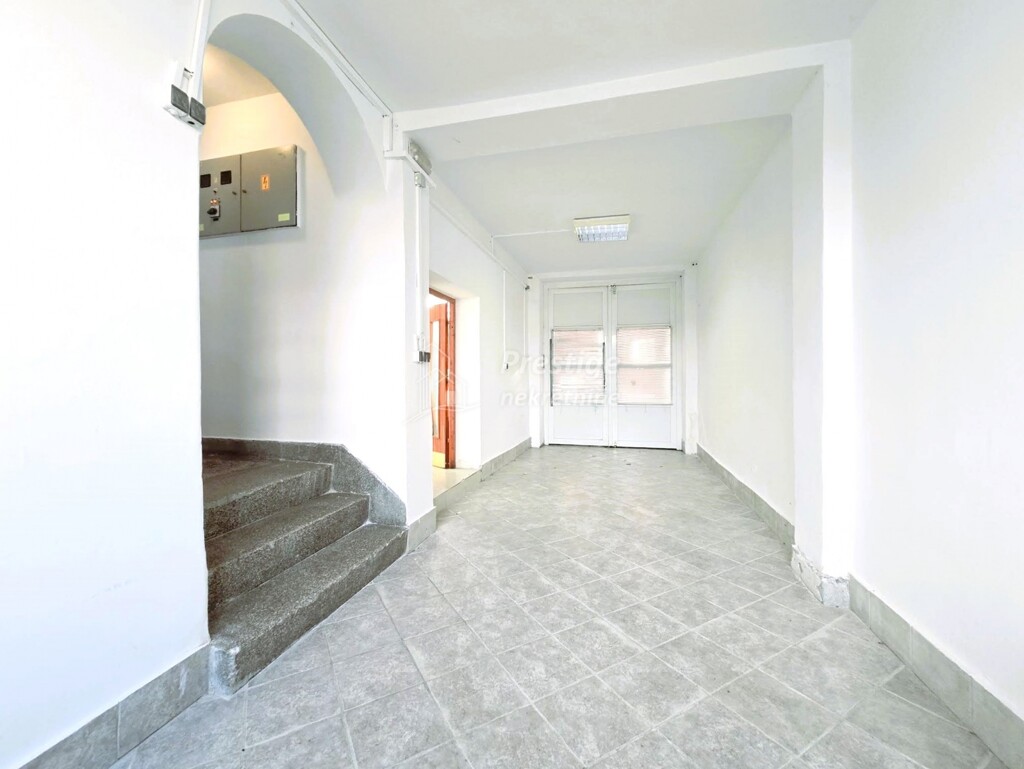 Image 10