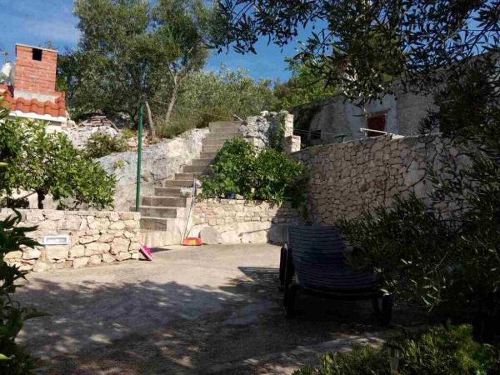 Image 3812312 - 15