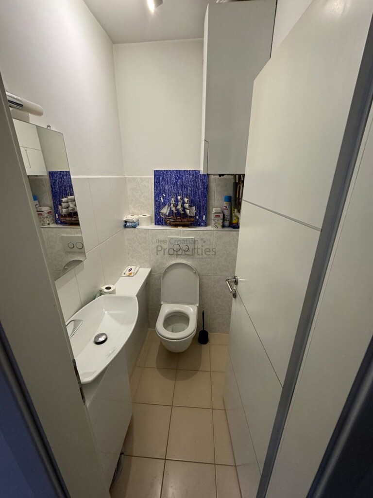 Image 12