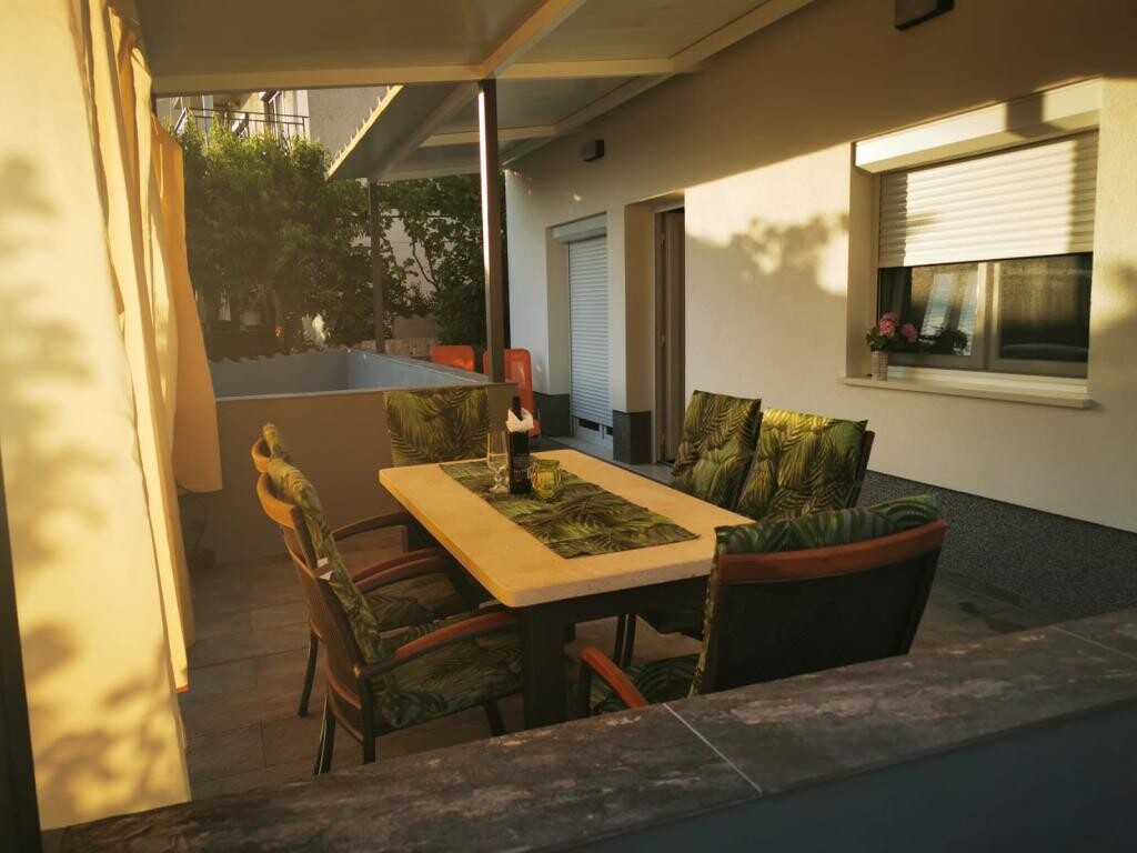 Image 3813607 - 18