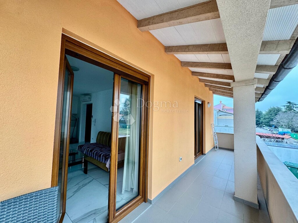 Image 9