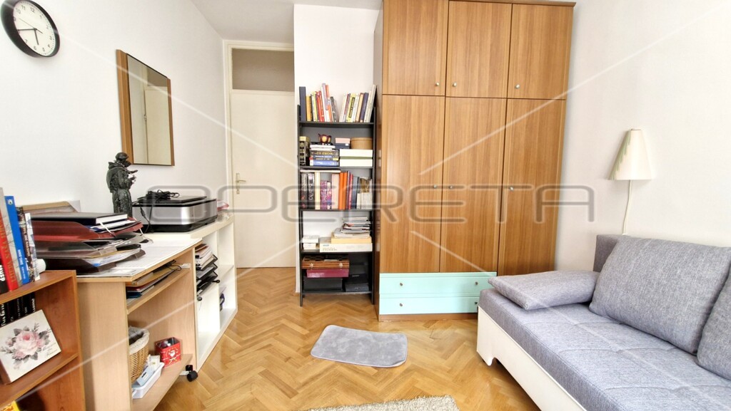 Image 12
