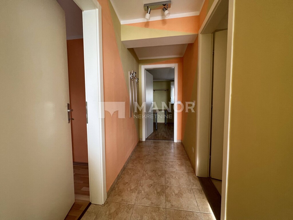 Image 10