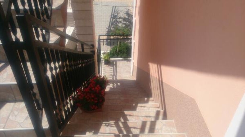 Image 3812664 - 9