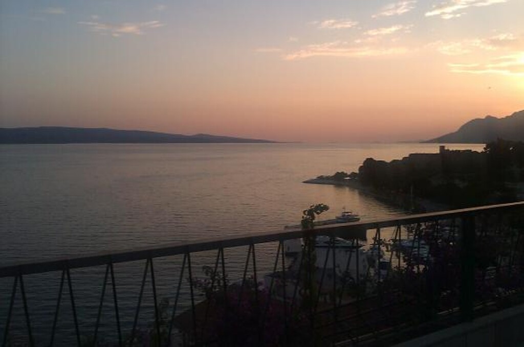 Image 3813243 - 8