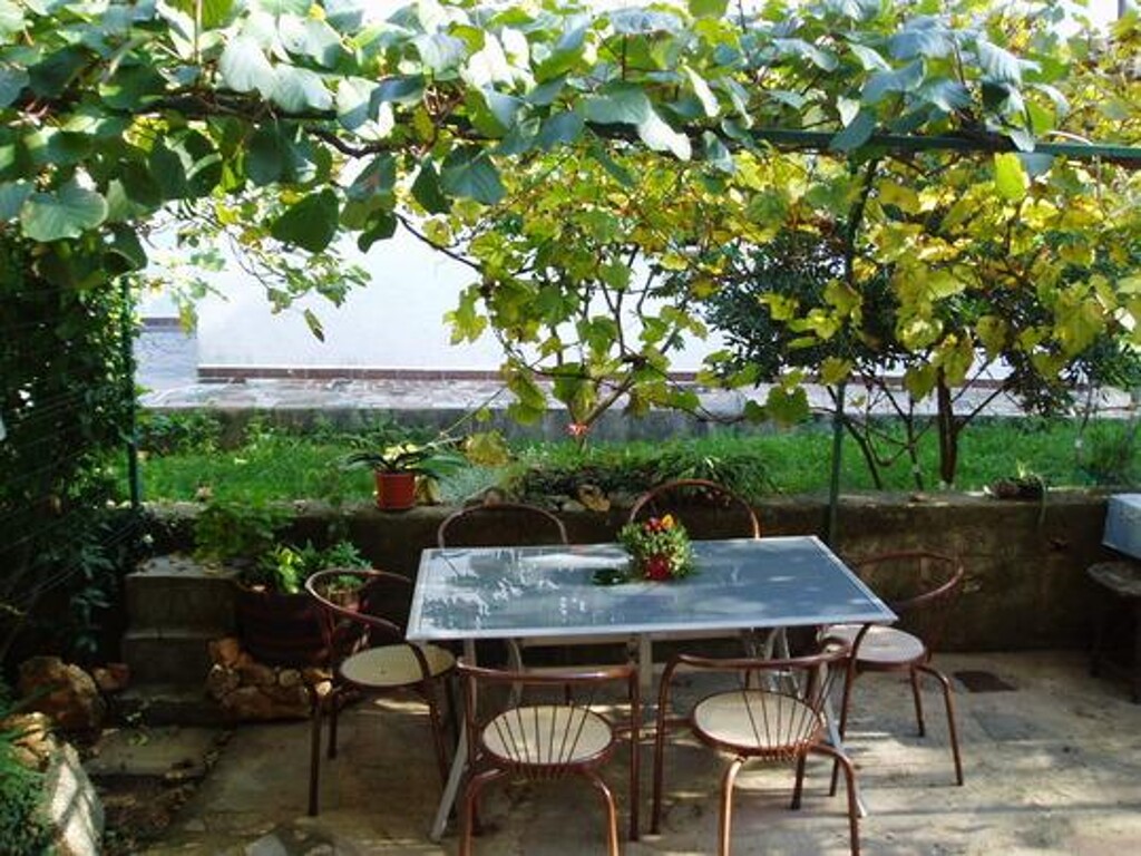 Image 3811886 - 9
