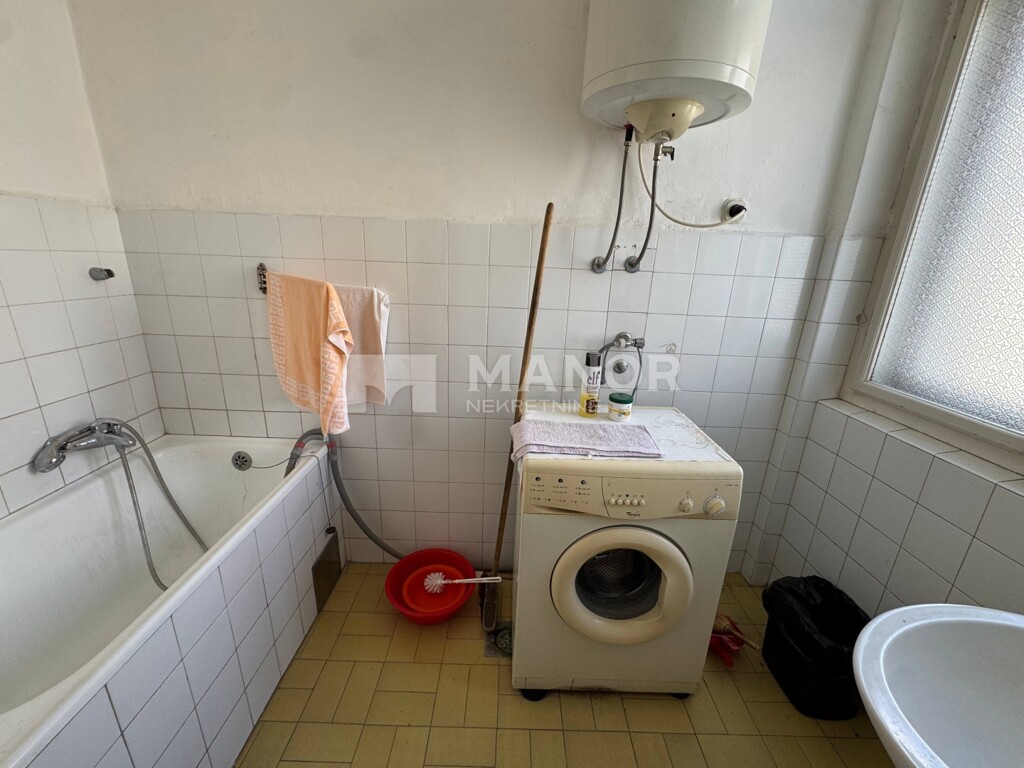 Image 10