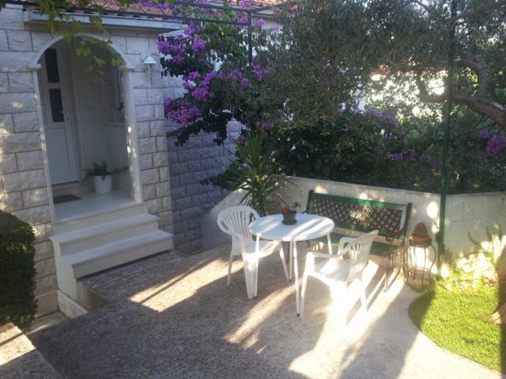 Image 3810686 - 12