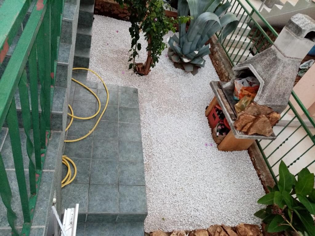 Image 3811628 - 9