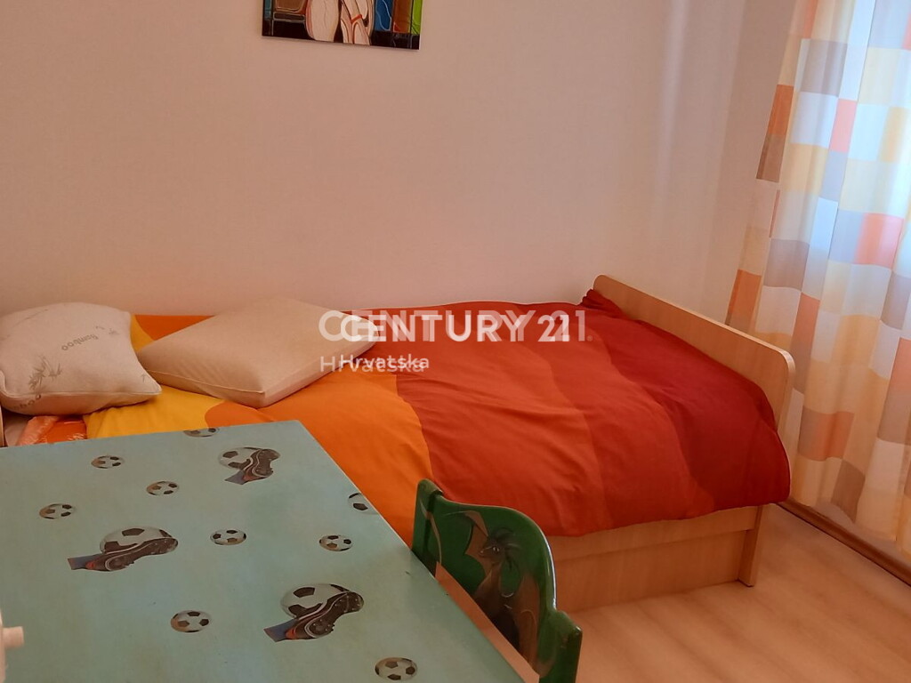 Image 12