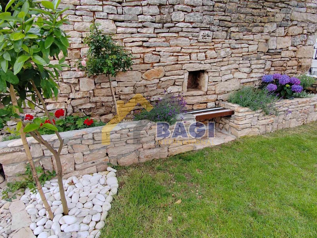 Image 18