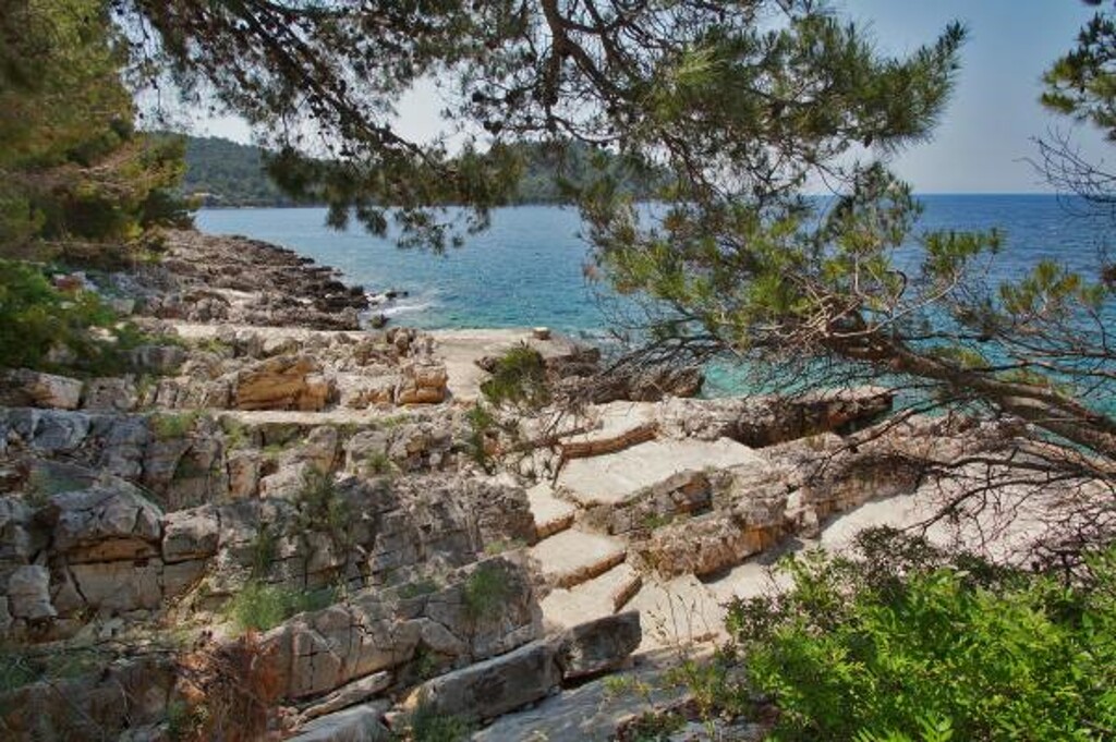 Image 3811819 - 34