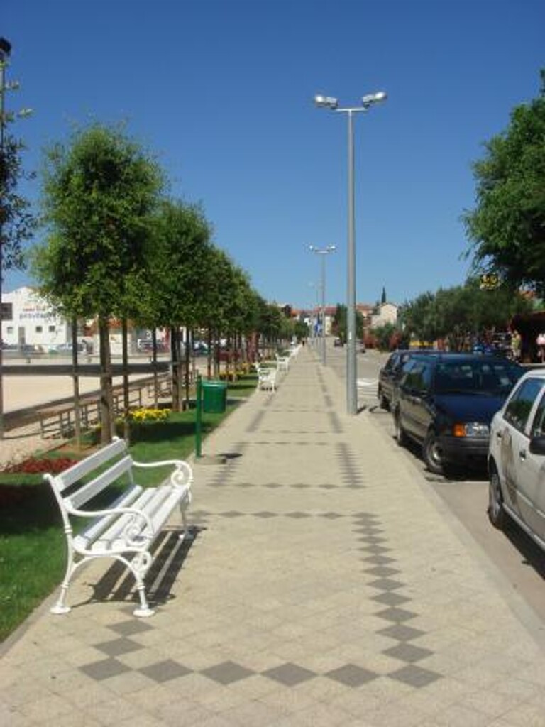 Image 3814821 - 8