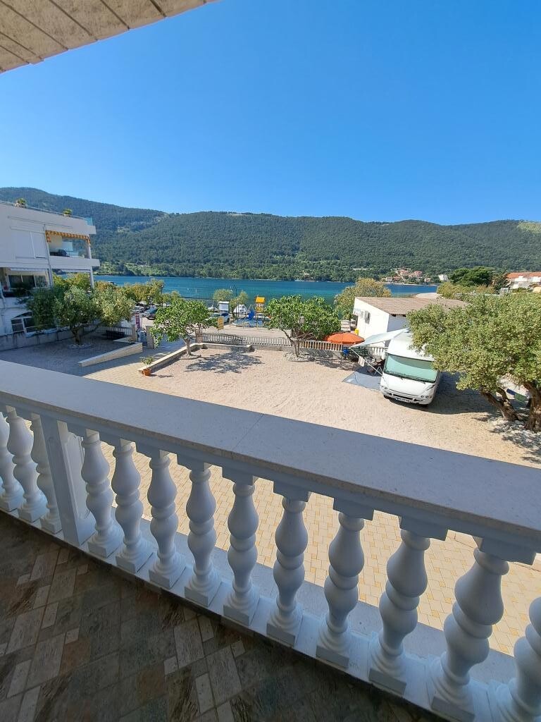 Image 3813118 - 16
