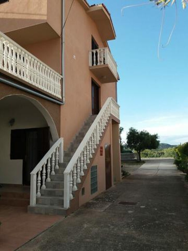Image 3838708 - 11
