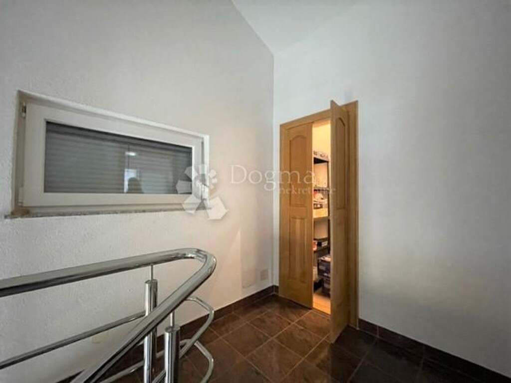 Image 13