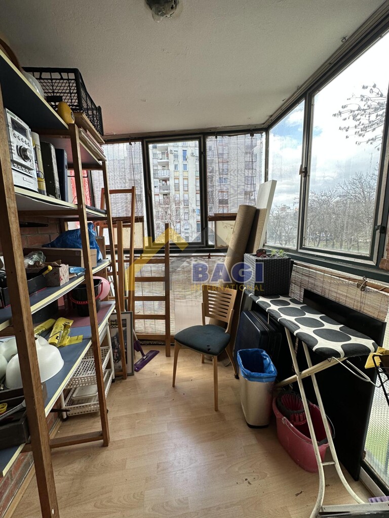 Image 12