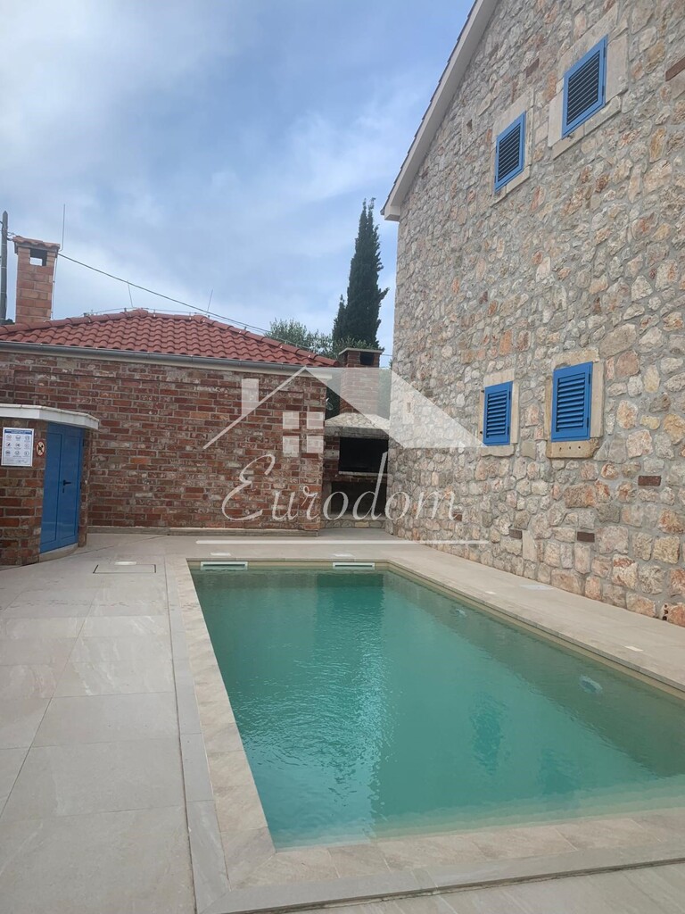 Image 18