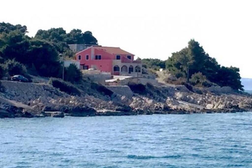 Image 3813569 - 1