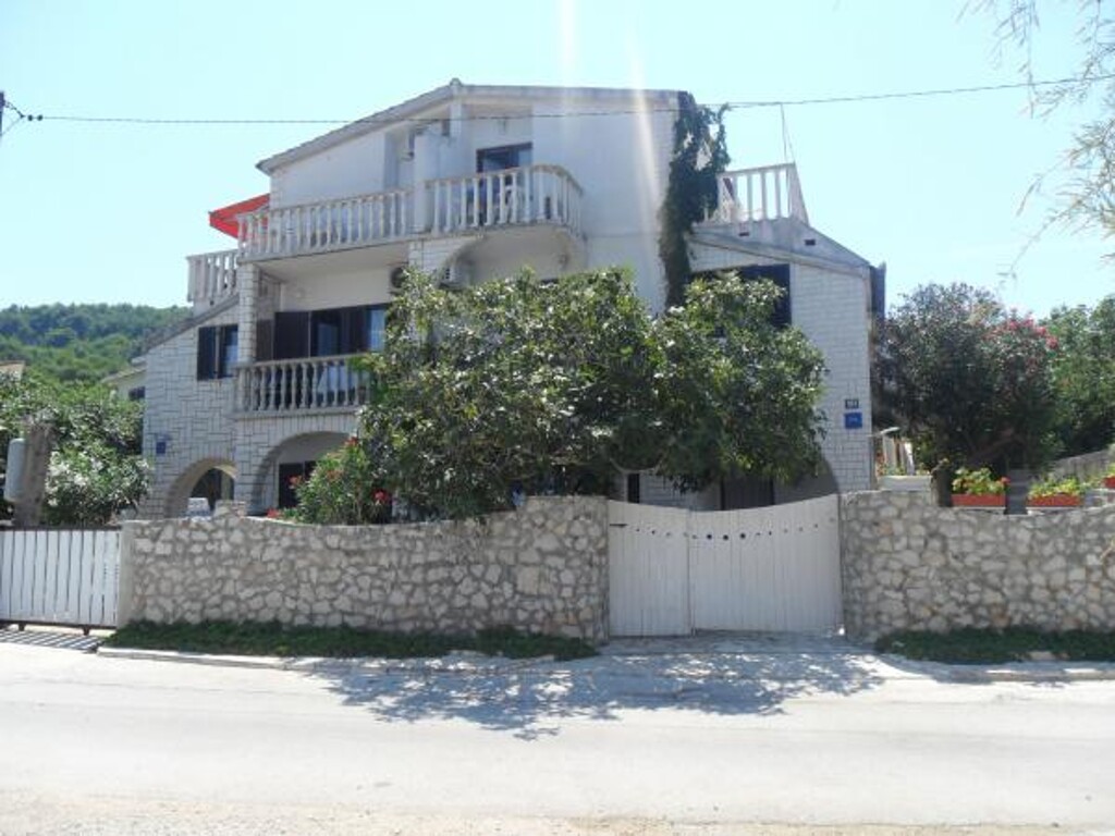 Image 3811613 - 2