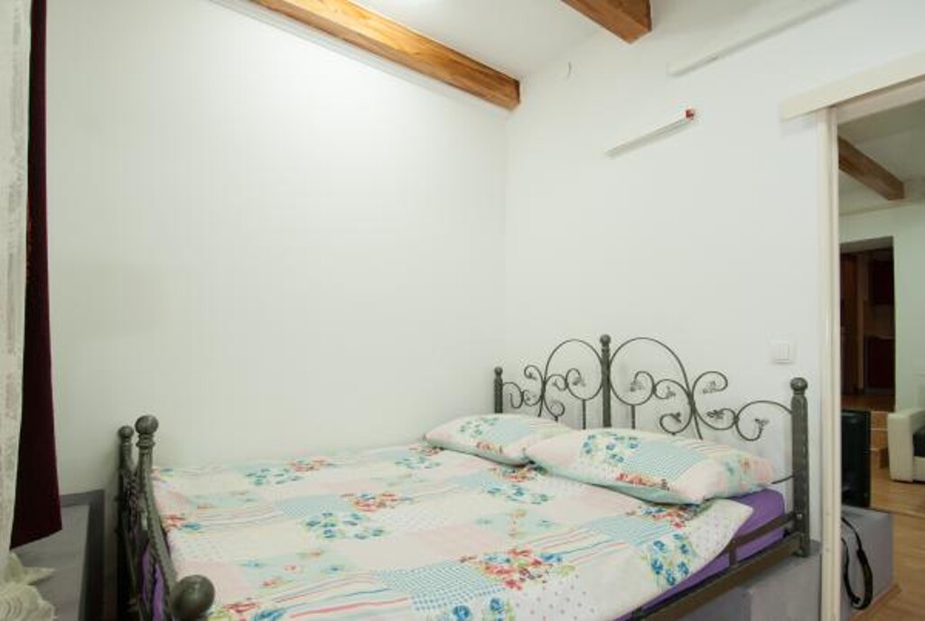 Image 3813417 - 9