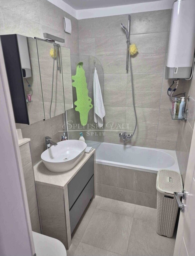 Image 11