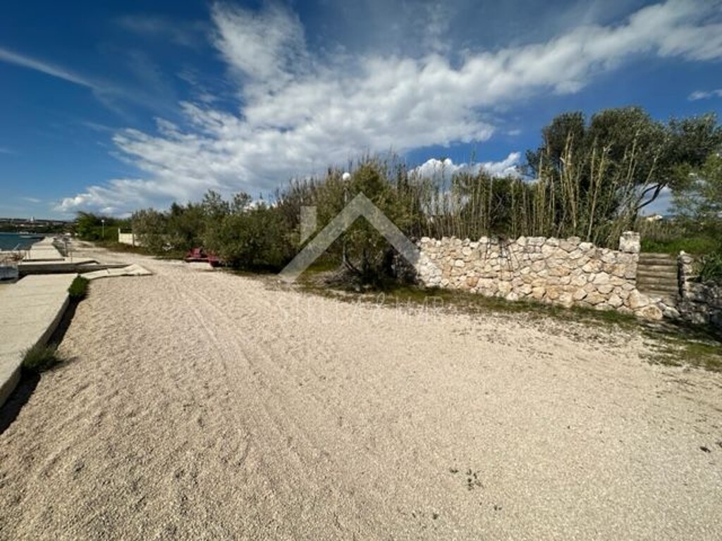 Image 5267529 - 7