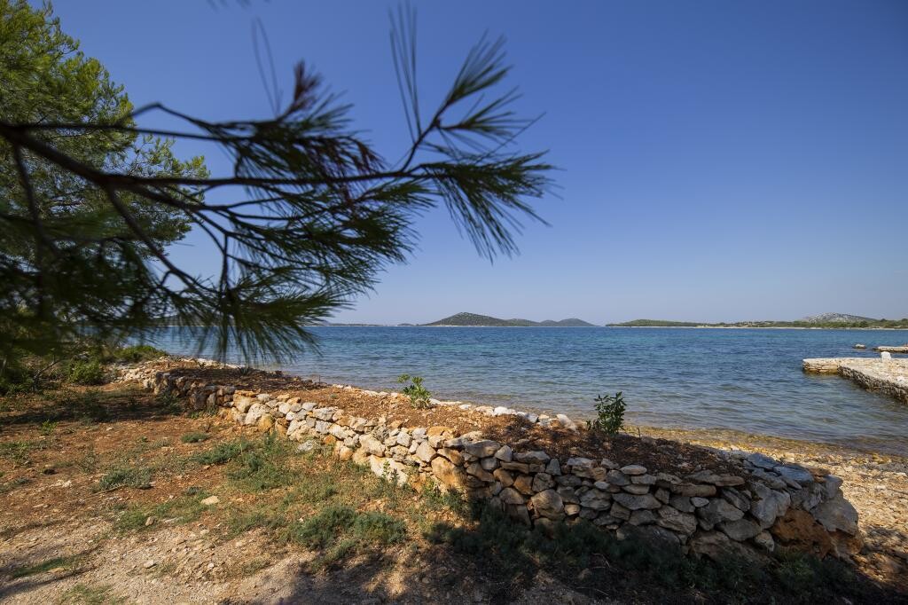 Image 3823677 - 17