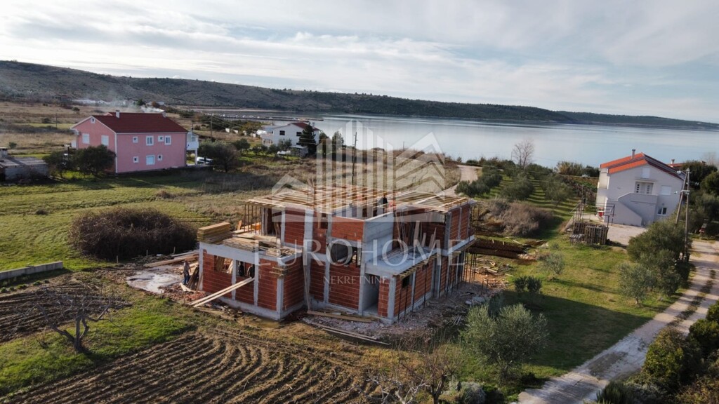 Image 10
