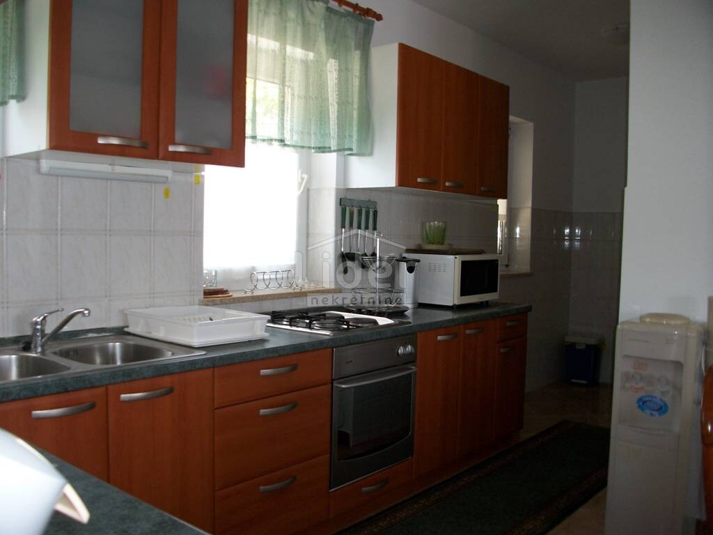 Image 1882579 - 10