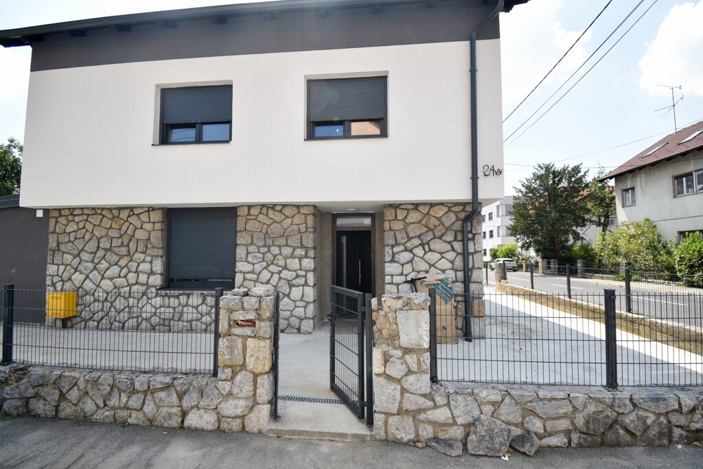 Image 12