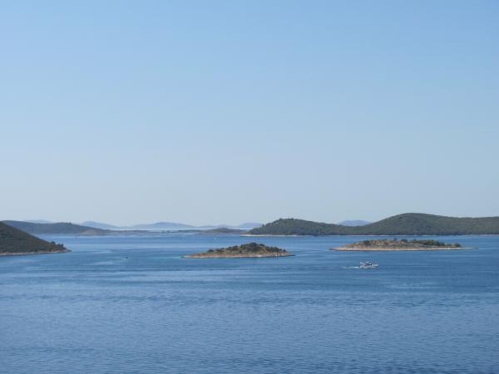 Image 3813295 - 8