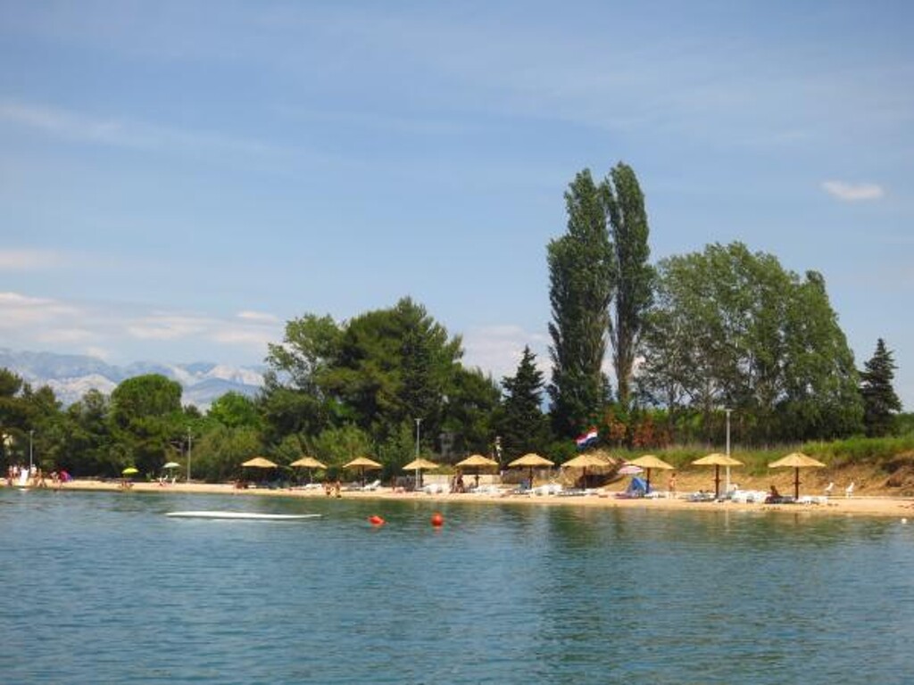 Image 3812463 - 3