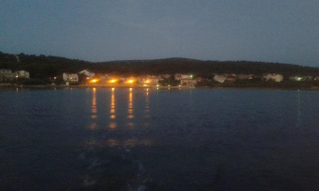 Image 3814324 - 6