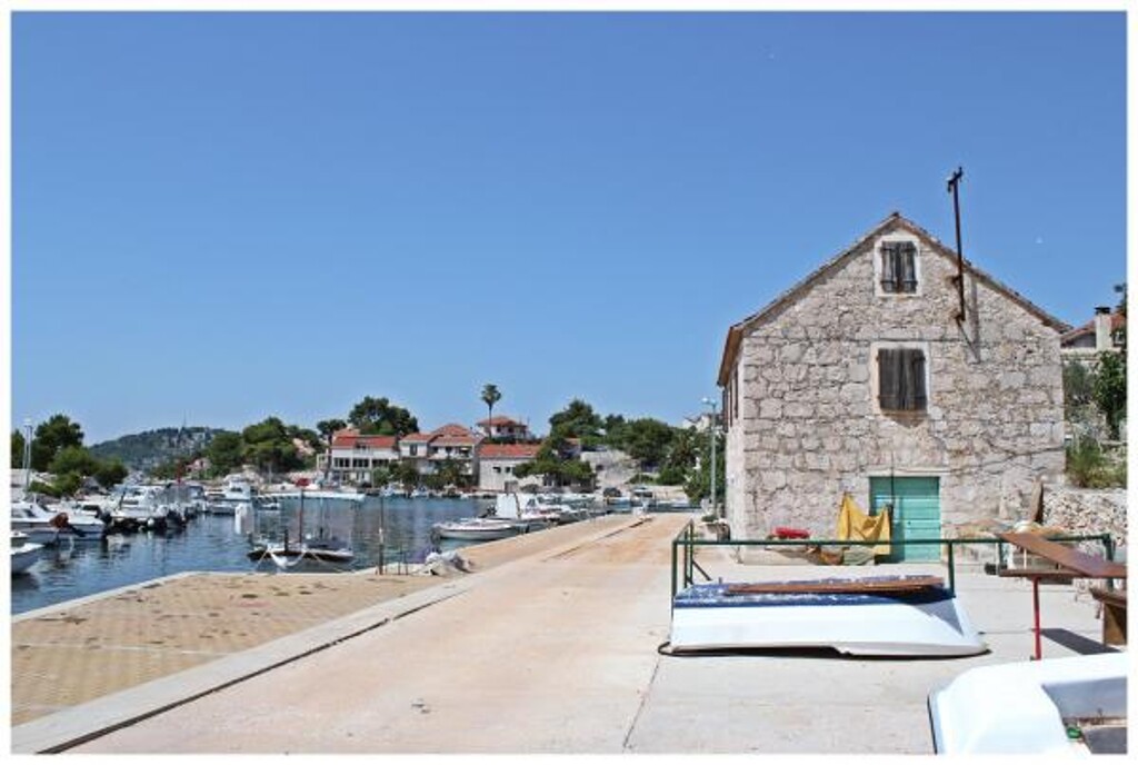 Image 8